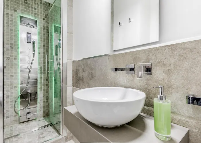 Th Trastevere Luxury-s.cosimato 2bd-2bt Apartment Rome