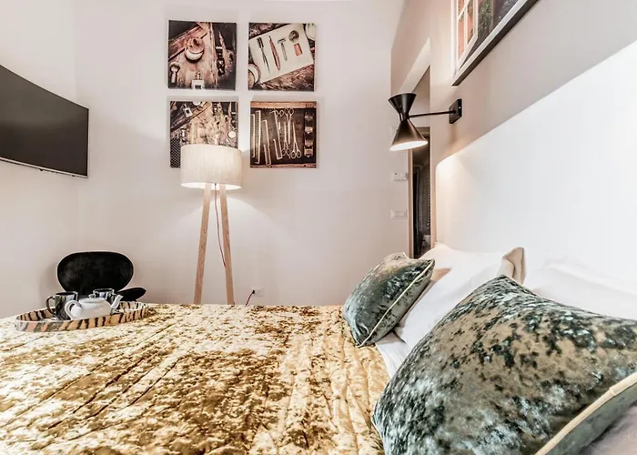 Th Trastevere Luxury-s.cosimato 2bd-2bt Apartment *