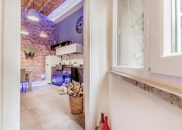 Th Trastevere Luxury-s.cosimato 2bd-2bt