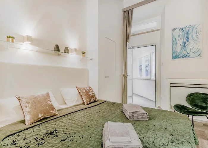 Th Trastevere Luxury-s.cosimato 2bd-2bt
